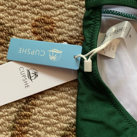 Cupshe Green One Piece Swinsuit - Picture 5 of 6